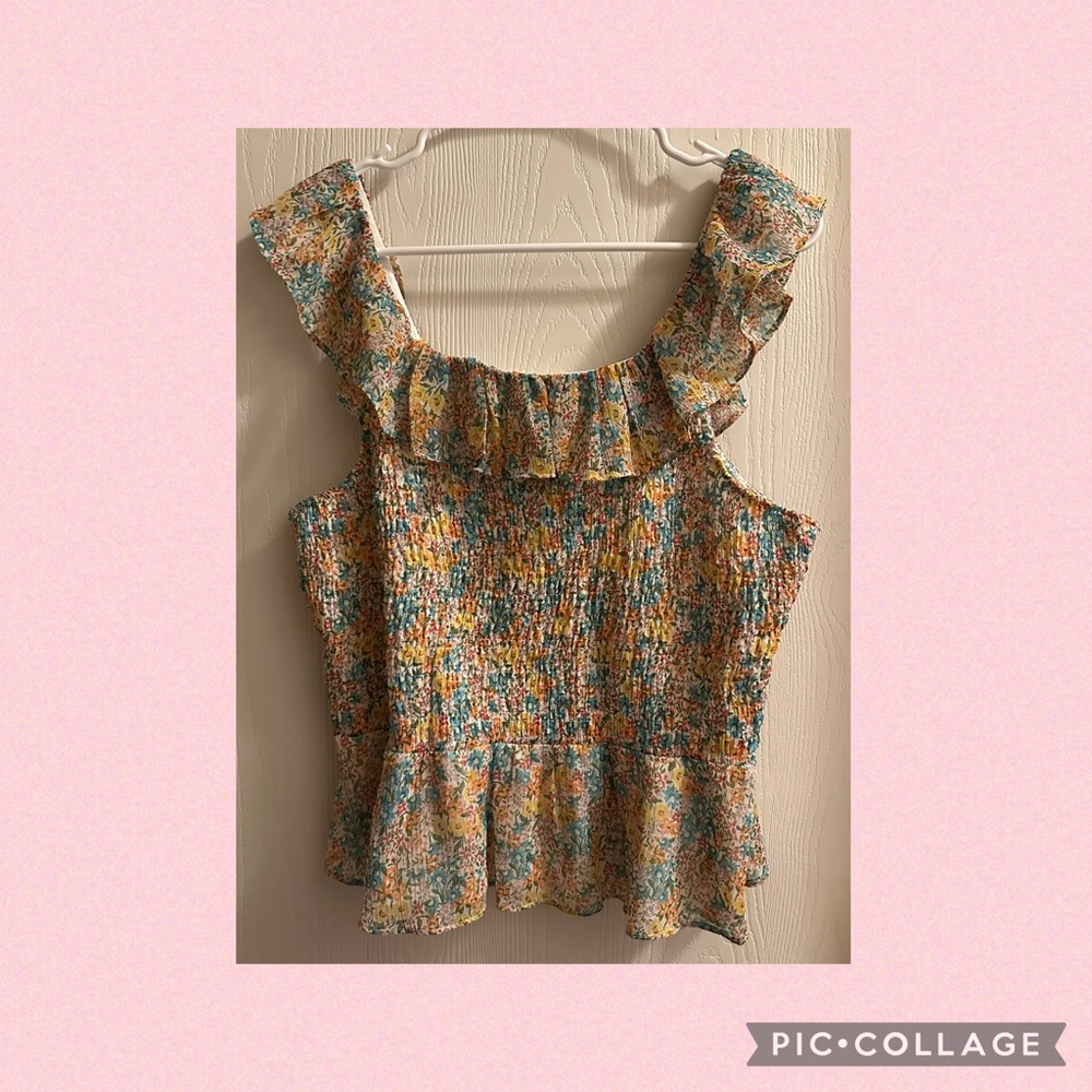LC Lauren Conrad Floral Smocked Top